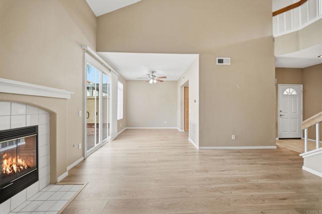 Detail Gallery Image 6 of 50 For 10974 Creekbridge Pl, San Diego,  CA 92128 - 2 Beds | 2/1 Baths