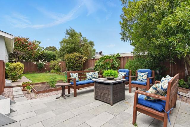 942 Constitution Drive, Foster City CA: https://media.crmls.org/mediaz/a54d1bef-5d2c-4465-b07c-4df5b793437c.jpg