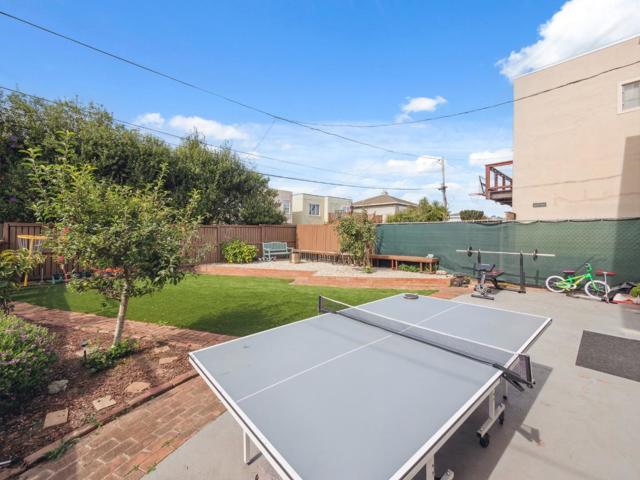 Image 20 of 47 For 127 Riverton Drive