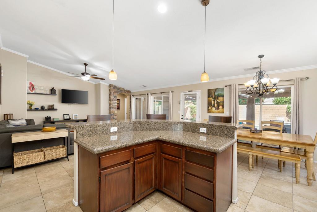 MLS #219135393DA image #17