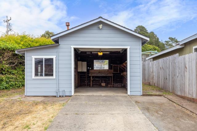 1103 Presidio Boulevard, Pacific Grove CA: https://media.crmls.org/mediaz/a54f67f5-7285-4038-9398-a2bb05326c2d.jpg