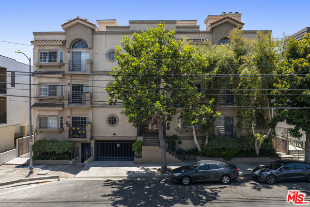 10630 Moorpark Street, North Hollywood CA: https://media.crmls.org/mediaz/a54f73f9-7bf0-4731-a4a1-6792122bd6b7.jpg