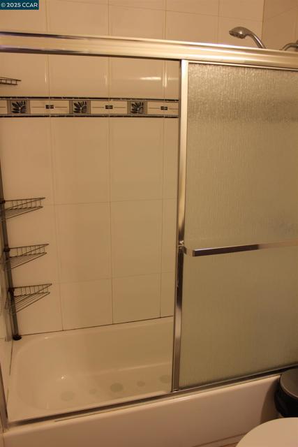 2956 Mckenzie Dr, Richmond CA: https://media.crmls.org/mediaz/a5503082-77ea-4427-94a6-2ca1953b33d0.jpg
