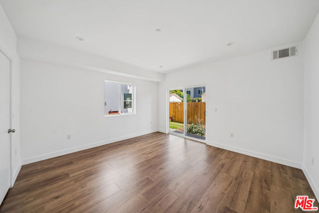 6334 1/2 Beck Avenue photo 6