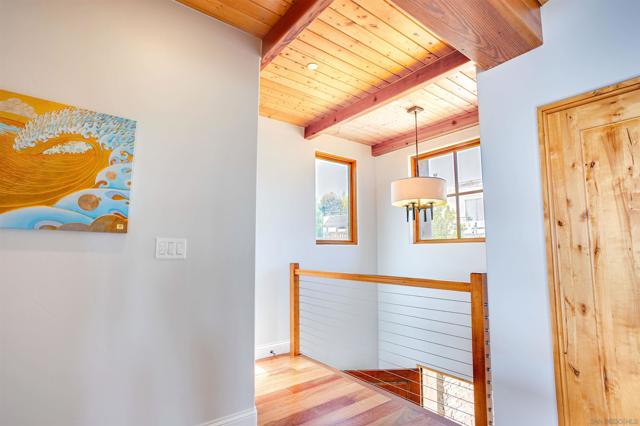1464 Summit Ave, Cardiff by the Sea CA: https://media.crmls.org/mediaz/a5505f30-a054-4505-9404-ff86d3705b43.jpg