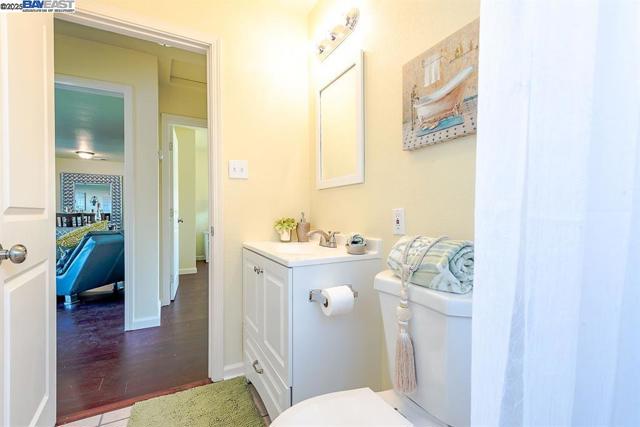 27895 Bruno St, Hayward CA: https://media.crmls.org/mediaz/a550ba28-5cd6-4c66-9a0d-64bf54e4bec6.jpg