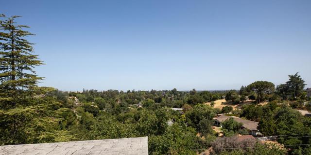 25671 Chapin Road, Los Altos Hills CA: https://media.crmls.org/mediaz/a5515699-d168-491b-838c-f958176b5f87.jpg
