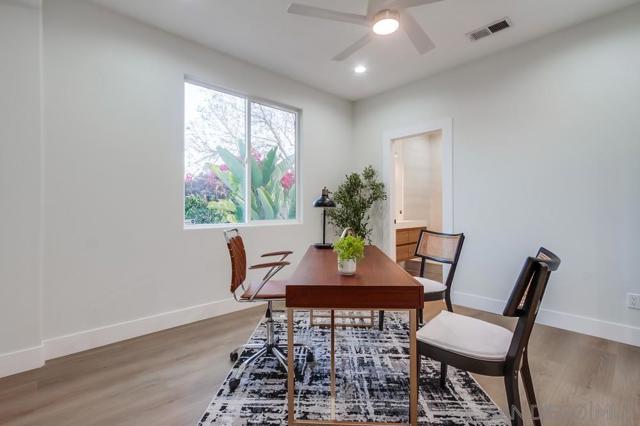 2482 San Clemente Ave, Vista CA: https://media.crmls.org/mediaz/a5518ba1-7b44-4784-8aac-a58fe72859a1.jpg