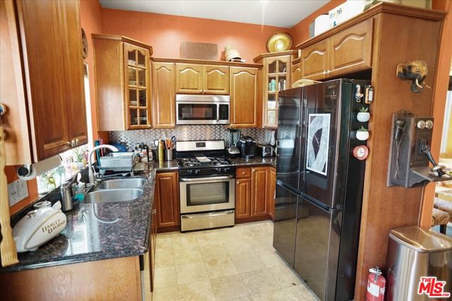 14701 Forest Edge Drive photo 8