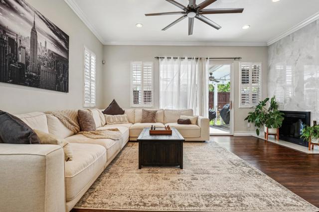 Detail Gallery Image 3 of 35 For 32555 Safflower St, Winchester,  CA 92596 - 5 Beds | 5 Baths
