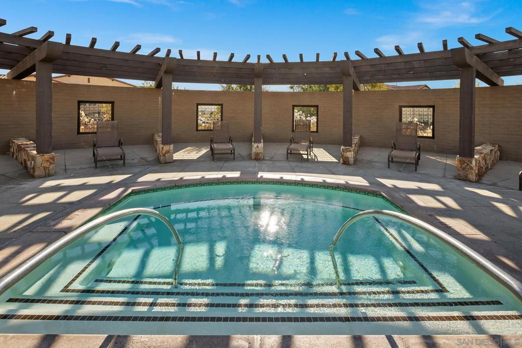 MLS #250042618SD image #36