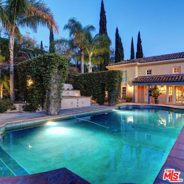 3756 FOOTHILL ESTATE (Private Lane) Road, Santa Barbara CA: https://media.crmls.org/mediaz/a5525faa-9d3a-443e-87ad-3c4b48607db6.jpg