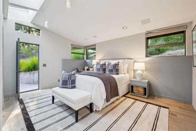 22 Grove Drive, Portola Valley CA: https://media.crmls.org/mediaz/a5542fe0-b2b2-42d0-8c32-f427ba150049.jpg