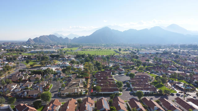 77739 Cape Verde Drive, Palm Desert CA: https://media.crmls.org/mediaz/a5553189-ec0d-406d-961f-72227ac0d387.jpg