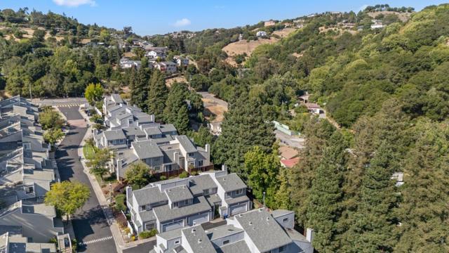 5361 San Simeon Place, Castro Valley CA: https://media.crmls.org/mediaz/a555d5ca-bfc8-48fa-9e04-ffaf5e979689.jpg