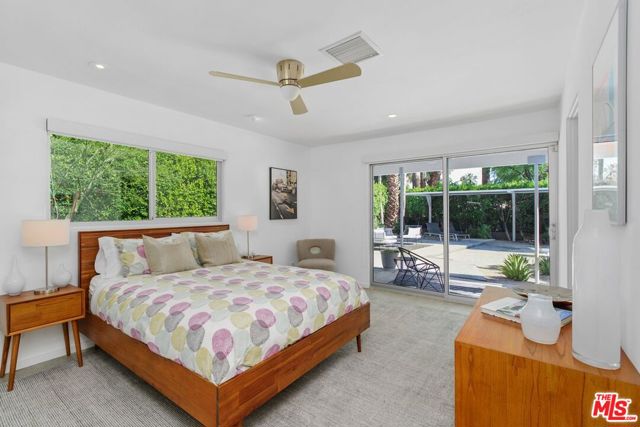 475 W Stevens Road, Palm Springs CA: https://media.crmls.org/mediaz/a556d7f5-e45e-498a-92f1-58082b851e2c.jpg