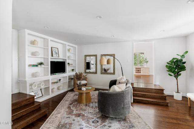 413 Sycamore Place, Sierra Madre CA: https://media.crmls.org/mediaz/a5572300-ec8c-4138-a0ce-fb69bea43e74.jpg