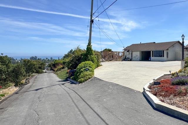 3300 Crestline Way, Soquel CA: https://media.crmls.org/mediaz/a557a077-8734-44ed-83aa-44b2b3d63f55.jpg