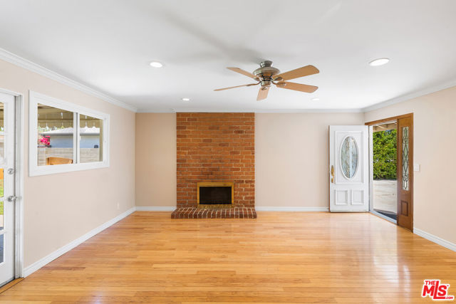 22915 Burton Street photo 5