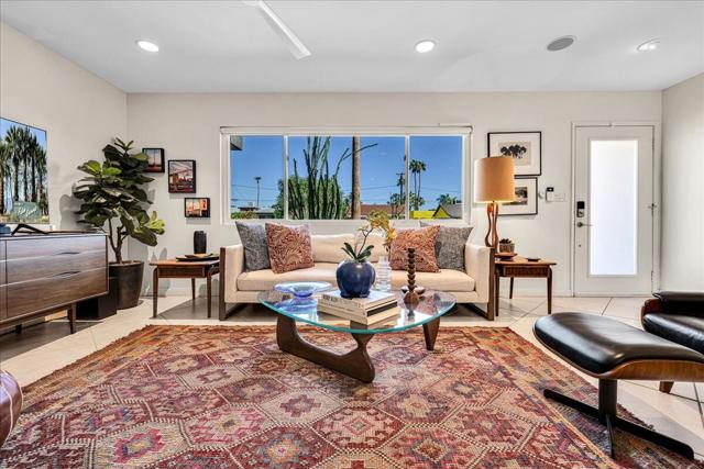 703 N Calle Rolph, Palm Springs, CA 92262