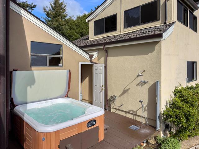 925 Skyward Drive, Aptos CA: https://media.crmls.org/mediaz/a55d350a-b607-480a-b0e7-4ebff9ae6296.jpg