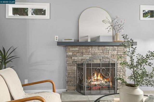 101 Stowbridge Ct., Danville CA: https://media.crmls.org/mediaz/a55ee184-981e-4d67-8089-7f0c3c2f4fc3.jpg