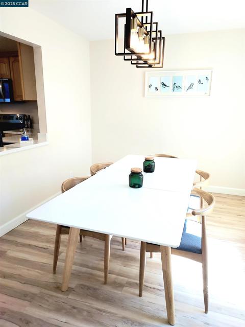 1936 Nero Ct, Walnut Creek CA: https://media.crmls.org/mediaz/a55ee62b-76c8-4386-81ba-a46f364f123a.jpg