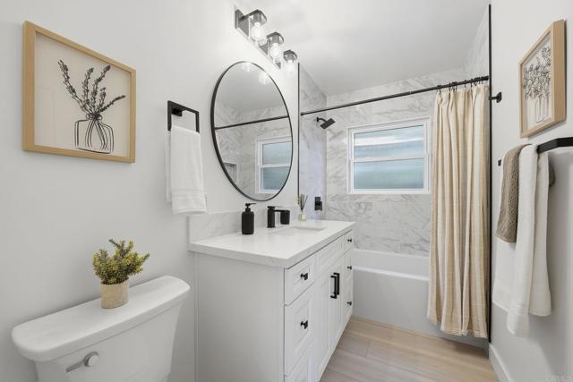 Detail Gallery Image 37 of 69 For 323 Glencrest Dr, Solana Beach,  CA 92075 - 3 Beds | 2 Baths