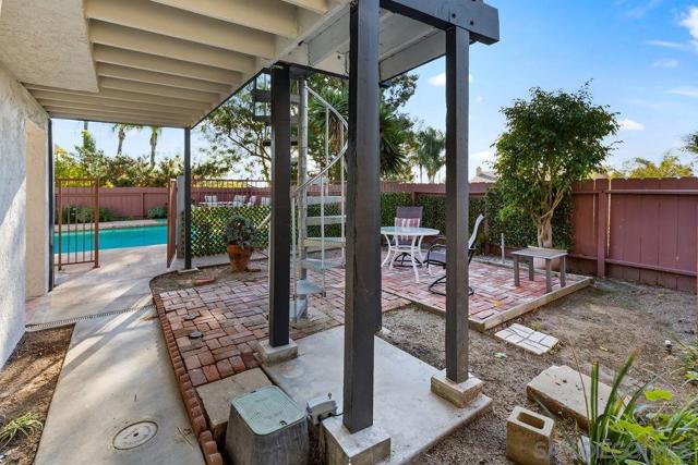 4339 Macronald Dr., La Mesa CA: https://media.crmls.org/mediaz/a562ae95-2b81-4406-8f4a-7ed4ff8af602.jpg