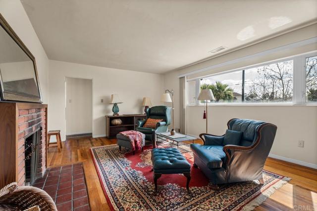 Detail Gallery Image 6 of 48 For 1676 Vann Ct, El Cajon,  CA 92020 - 4 Beds | 3 Baths