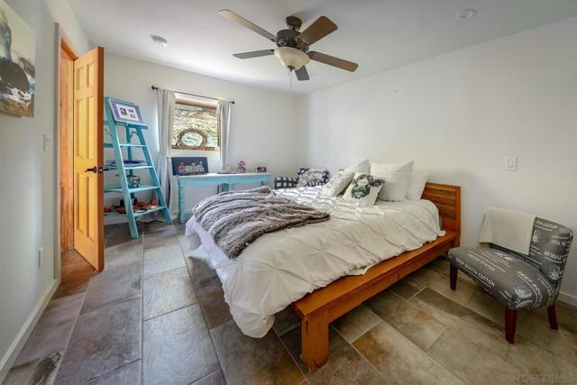 12052 Sky View Dr, Valley Center CA: https://media.crmls.org/mediaz/a563fd6f-9770-40eb-8835-cbaafbe53c4d.jpg