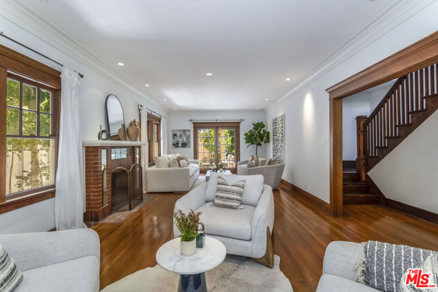 1622 N Orange Grove Avenue, Los Angeles CA: https://media.crmls.org/mediaz/a5640b25-33c3-41f5-89cd-9ee0f8987259.jpg