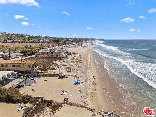 6236 Trancas Canyon Road, Malibu CA: https://media.crmls.org/mediaz/a5646d0b-d32b-49b2-a786-c28379be090b.jpg