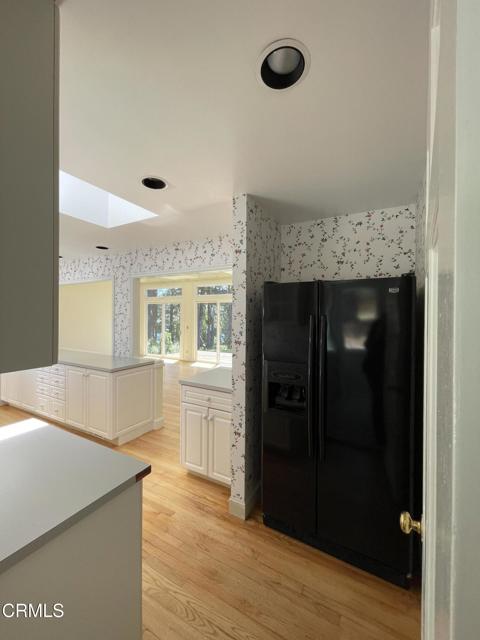 45300 Headlands Drive, Mendocino CA: https://media.crmls.org/mediaz/a56532db-d2eb-4bb4-9ff4-7b94bf8cc3fc.jpg