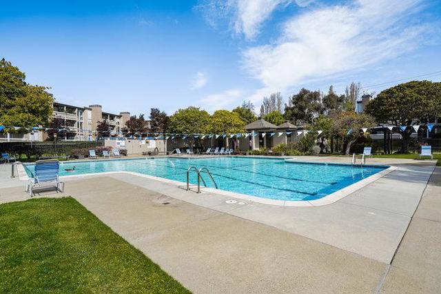 1051 Beach Park Boulevard, Foster City CA: https://media.crmls.org/mediaz/a566571e-33ce-4166-b18b-1100c03cc8c1.jpg