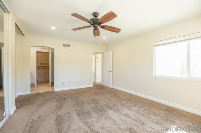 13669 Comuna Drive, Poway CA: https://media.crmls.org/mediaz/a566d5d5-3a38-4cab-9150-a9aa01147265.jpg