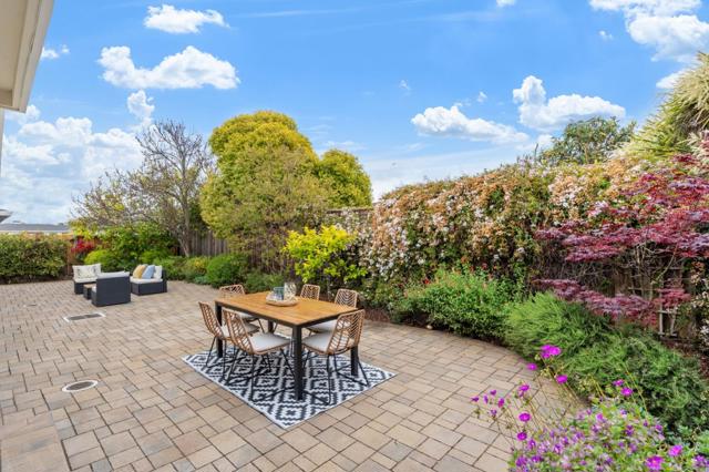 1394 Marlin Avenue, Foster City CA: https://media.crmls.org/mediaz/a5674787-fba0-45c6-8e6b-36dd90558852.jpg