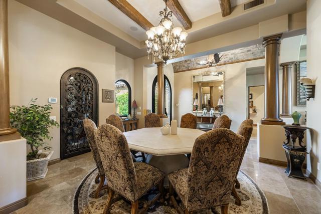 81874 Couples Court, La Quinta CA: https://media.crmls.org/mediaz/a56880ce-90f7-4d4e-b004-4189a0e50ce4.jpg