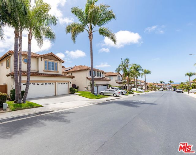 1537 Turquoise Drive, Carlsbad CA: https://media.crmls.org/mediaz/a569478c-c36f-4759-9baa-39f195cbb4fd.jpg