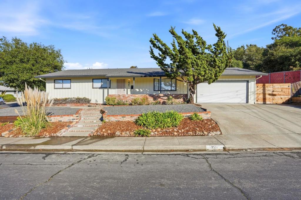 221 Pinon Avenue