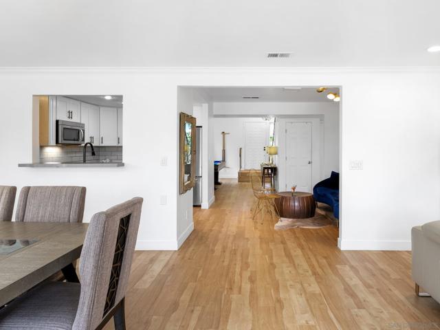 14813 Morningside Dr, Poway CA: https://media.crmls.org/mediaz/a569d49d-04a8-433e-b997-ebadc1170856.jpg