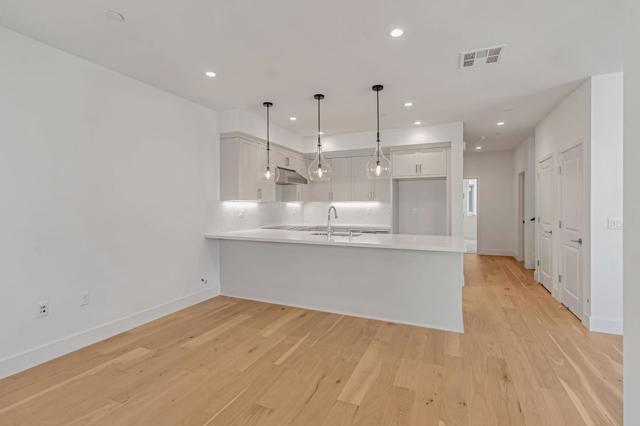 1135 Esther Court, Palo Alto CA: https://media.crmls.org/mediaz/a56a6aaf-d5dd-4dda-9eb4-8bfc4224cef5.jpg