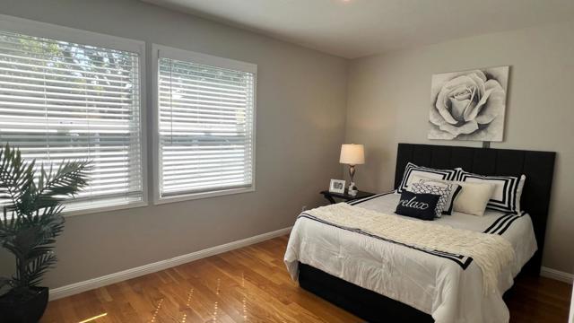 15958 Via Descanso, San Lorenzo CA: https://media.crmls.org/mediaz/a56adfae-b48f-4ffb-ab4e-338388cb1c48.jpg