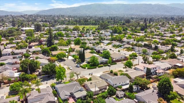 4799 Montreal Drive, San Jose CA: https://media.crmls.org/mediaz/a56b3bcc-d7fe-43ce-b836-62212fc464b0.jpg