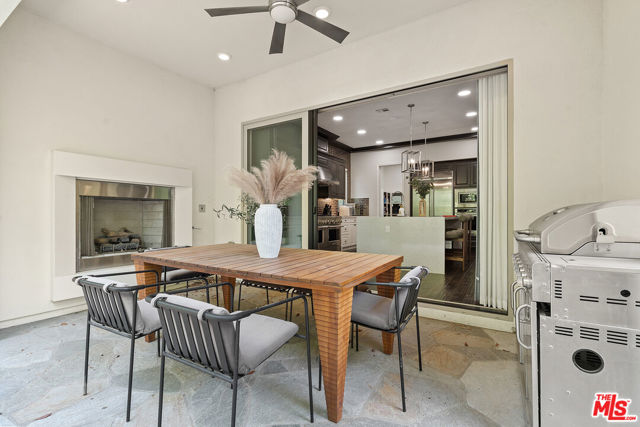 55 Suede, Irvine CA: https://media.crmls.org/mediaz/a56b8cb0-3cce-46ef-99f4-0aa1e60d560c.jpg