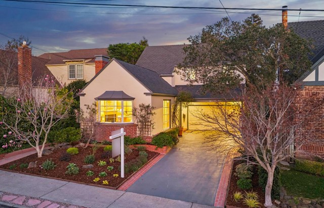 Image 52 of 58 For 3938 Oakmore Rd