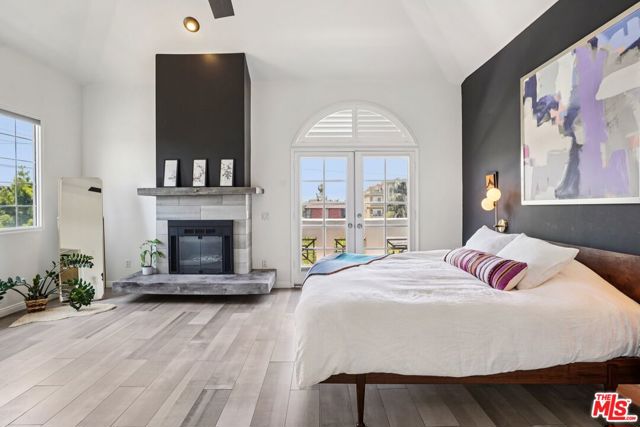 1751 Barry Avenue, Los Angeles CA: https://media.crmls.org/mediaz/a56ba0e1-501e-4a25-87e2-362cf4f8dde2.jpg
