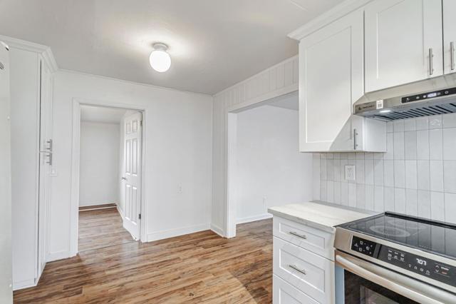 4045 Cory Street, Soquel CA: https://media.crmls.org/mediaz/a56bf2d7-5380-4c01-8dcd-27eb3e36fc32.jpg