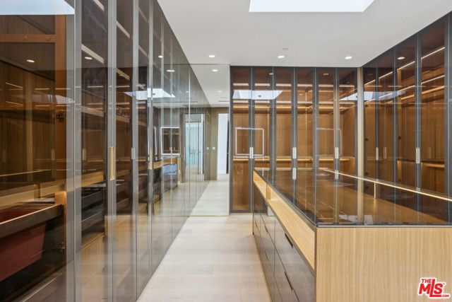 2180 Stradella Road, Los Angeles CA: https://media.crmls.org/mediaz/a56c3d8f-1fa1-431e-ac2f-34604f08f644.jpg