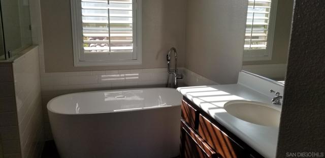 Image 16 of 23 For 2236 Antonio  20